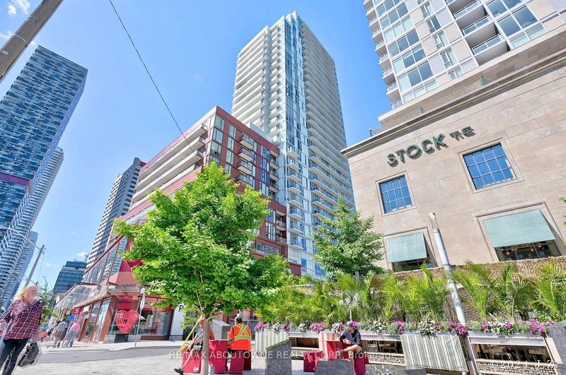home for sale on 2202-33 Helendale Avenue