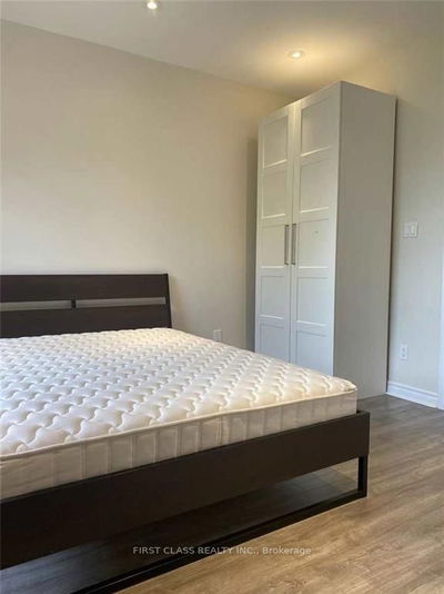Unit Main — 43 Wales Ave, Toronto - Kensington-Chinatown image-0-2