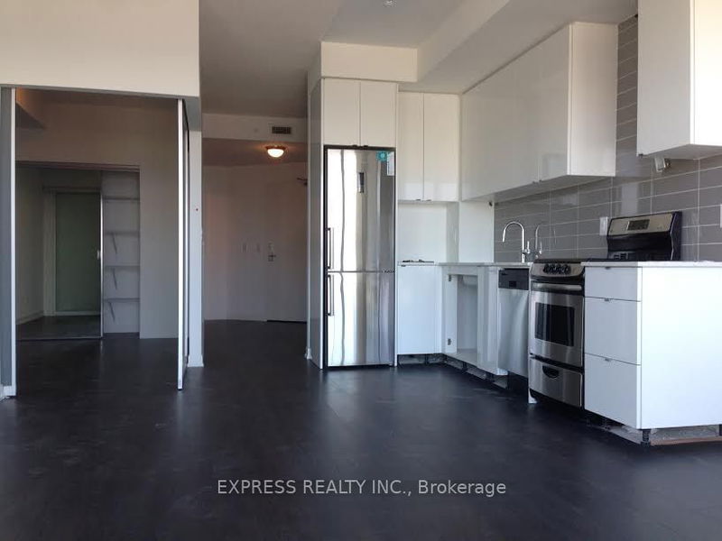 home for lease on 2315-51 East Liberty Street