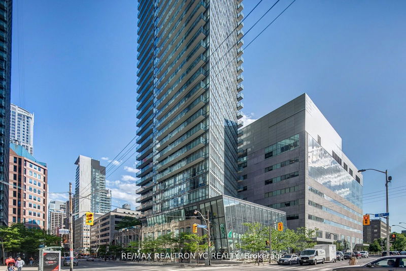 home for lease on 3510-832 Bay Street