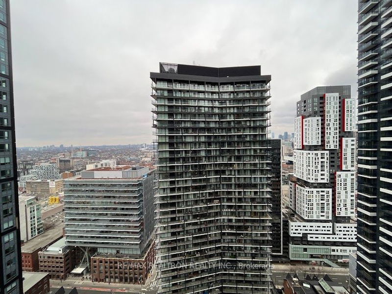  3001 - 101 Peter St  Toronto, M5V 0G6 | Image 26