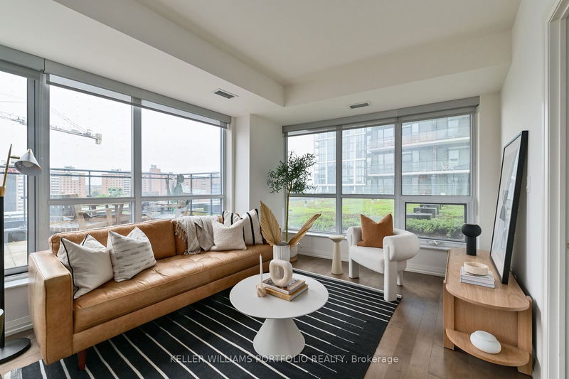 home for sale on 1106-460 Adelaide Street E