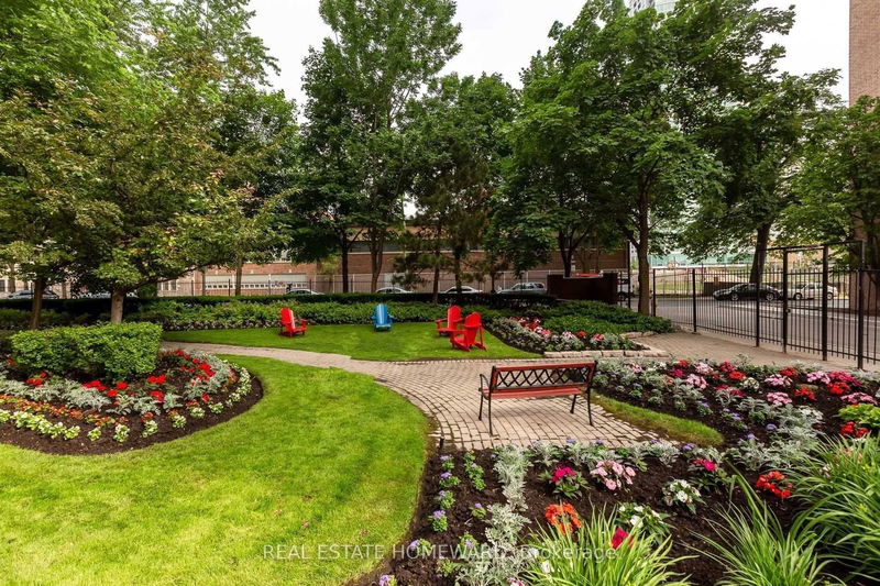  420 - 77 Maitland Pl  Toronto, M4Y 2V6 | Image 6