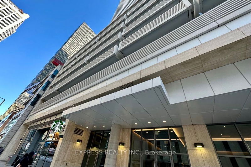 home for lease on 5209-2221 Yonge Street