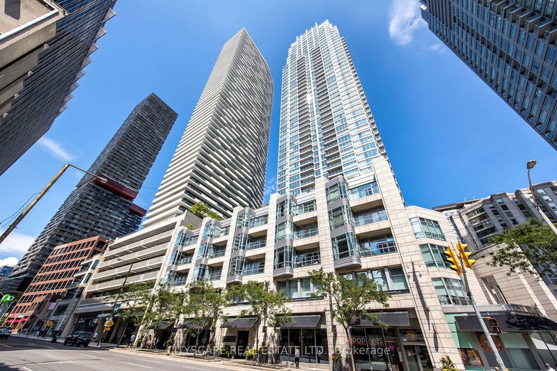 home for sale on 4403-2221 Yonge Street