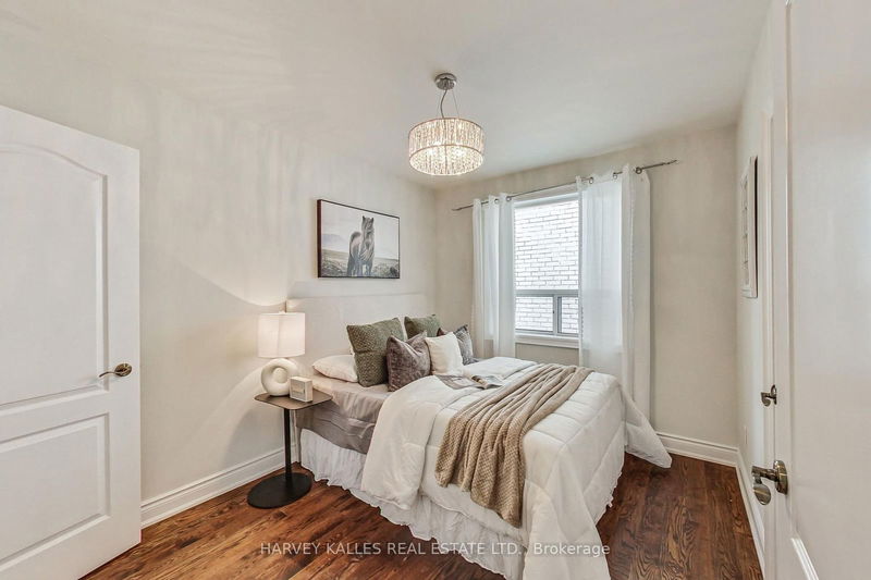 60 Newton Dr  Toronto, M2M 2M9 | Image 13