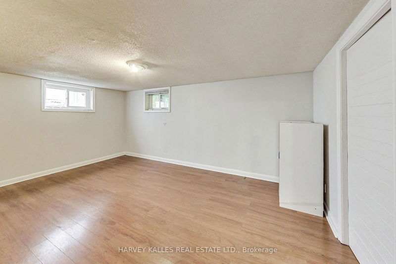 60 Newton Dr  Toronto, M2M 2M9 | Image 21