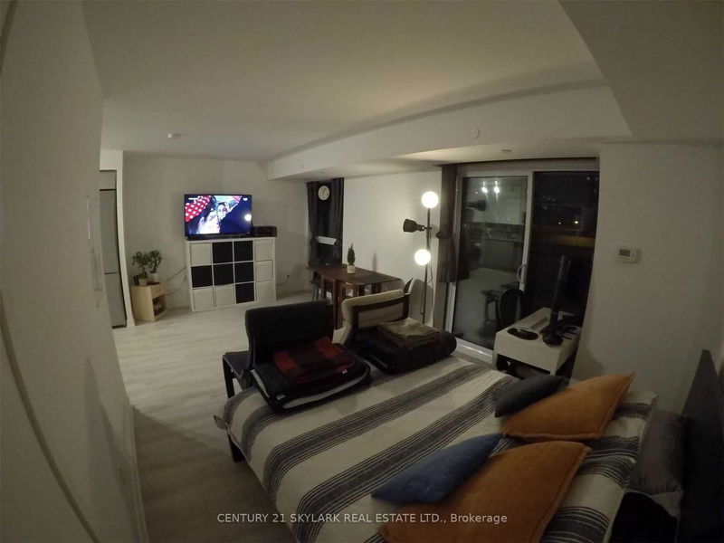 home for lease on 426-120 Varna Drive