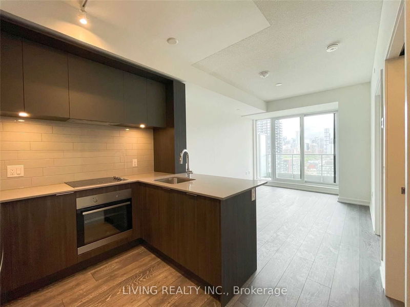 home for lease on 1507-225 Sumach Street