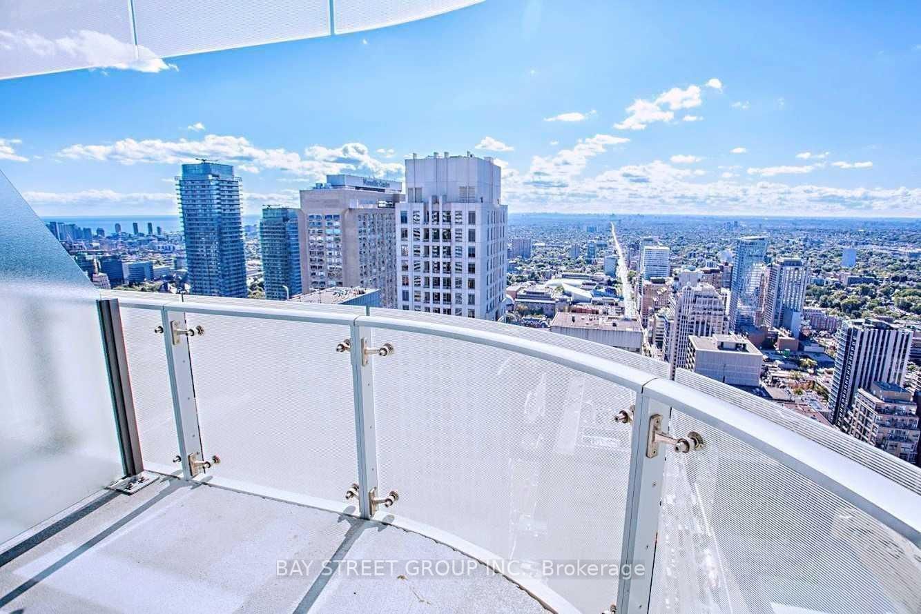 1 Bloor Street E, Unit 4508 - Photo 15