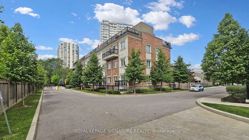 home for sale on 101-17 Coneflower Crescent