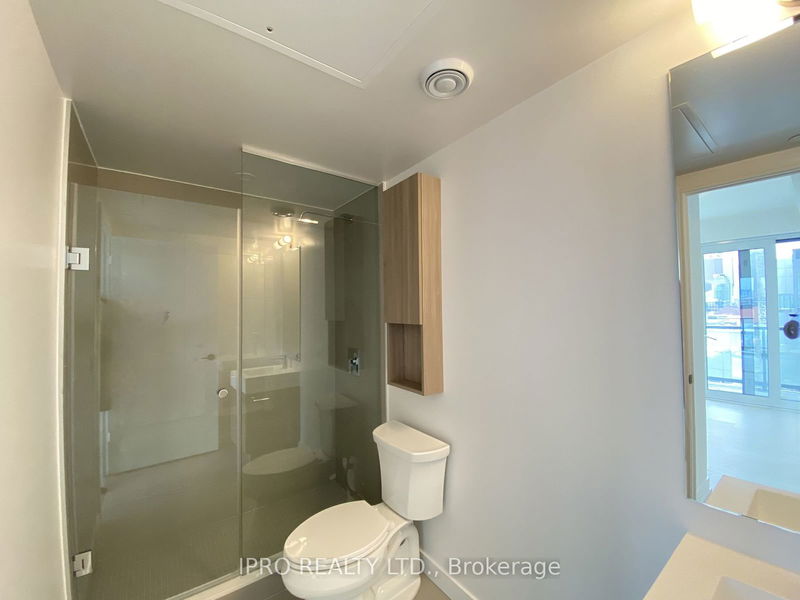  S808 - 180 Mill St  Toronto, M5A 0V7 | Image 18