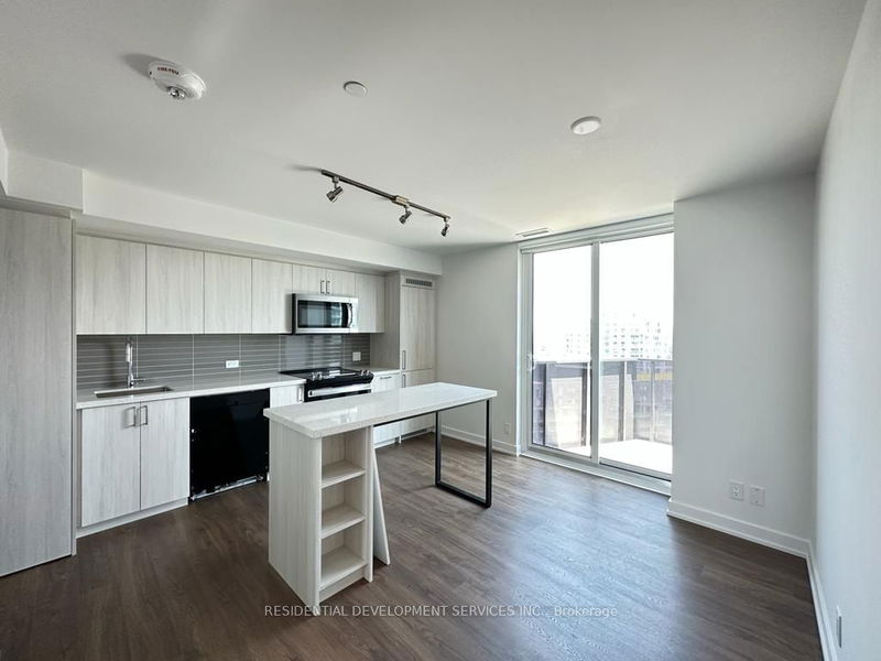 home for lease on 1302-30 Tretti Way
