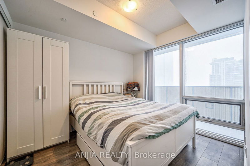  4106 - 100 Harbour St  Toronto, M5J 0B5 | Image 22