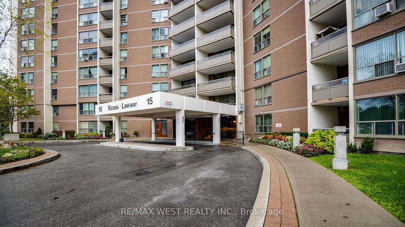 home for sale on 1712-15 Vicora Linkway