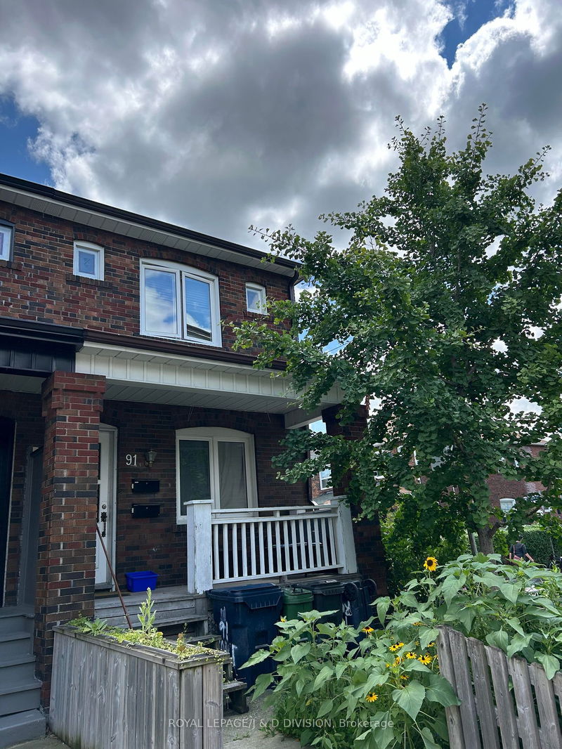 home for lease on Main-91 Robinson Street