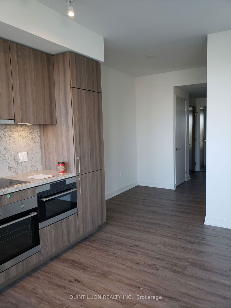 home for lease on 1709-15 Queens Quay E