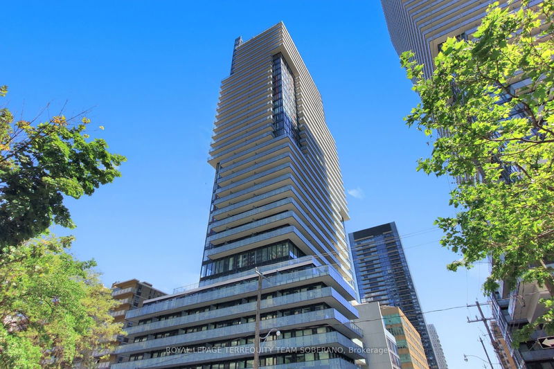 home for sale on 1811-185 Roehampton Avenue