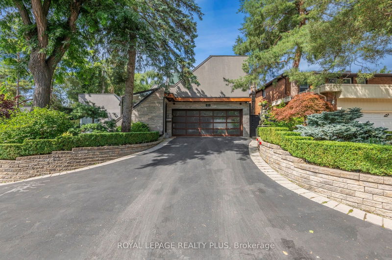 home for sale on 25 Janus Court