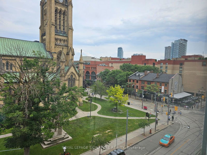 home for lease on 619-92 King Street E