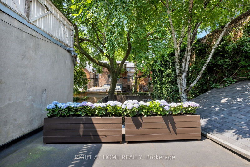 266 Ontario St  Toronto, M5A 2V5 | Image 32