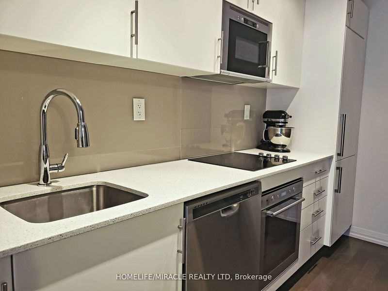 home for lease on 1801-460 Adelaide Street E