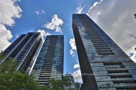 home for lease on 2304-101 Charles Street E