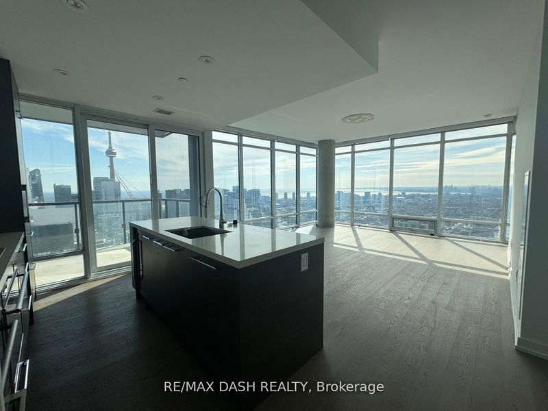 home for lease on 4110-488 University Avenue