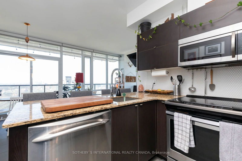  2502 - 170 Fort York Blvd  Toronto, M5V 0E6 | Image 15