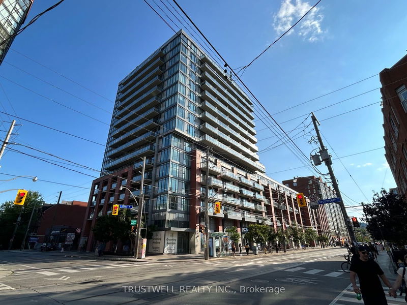 home for lease on 808-78 Tecumseth Street