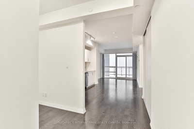 Unit 602 — 460 Adelaide Street E — photo 2