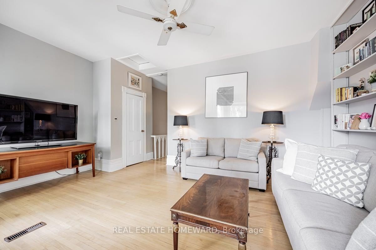 Listing Image 20