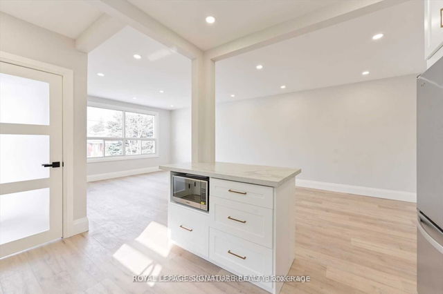 Main - 47 Clovelly Avenue