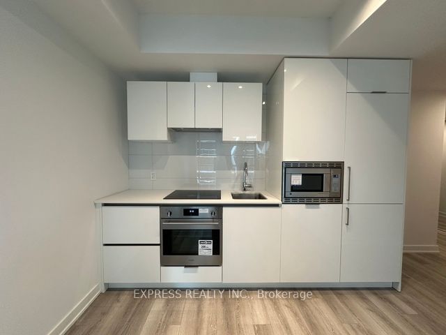 home for lease on 1606-238 Simcoe Street