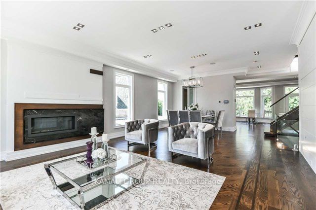 280 Poyntz Ave  Toronto, M2N 1J9 | Image 2