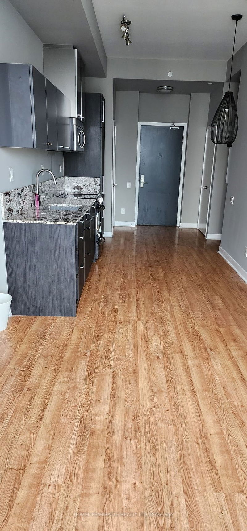 home for lease on 2308-290 Adelaide Street W