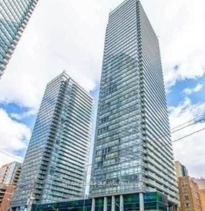 home for lease on 1301-38 Grenville Street
