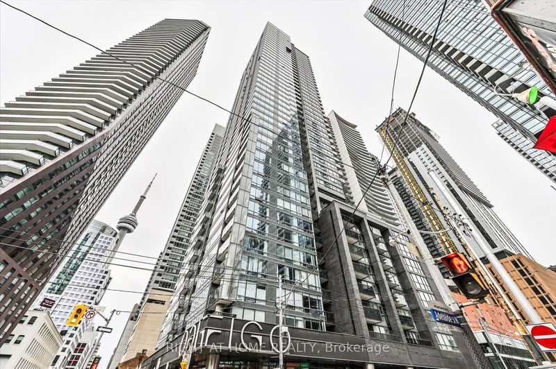 home for lease on 2107-295 Adelaide Street W