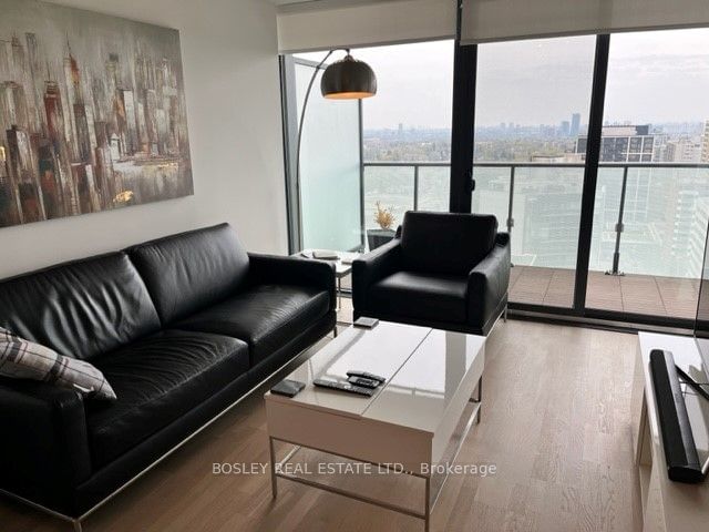 home for lease on 1509-185 Roehampton Avenue