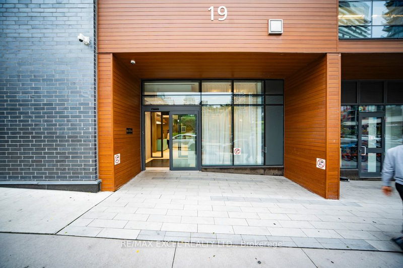  2112 - 19 Western Battery Rd  Toronto, M6K 0E3 | Image 2