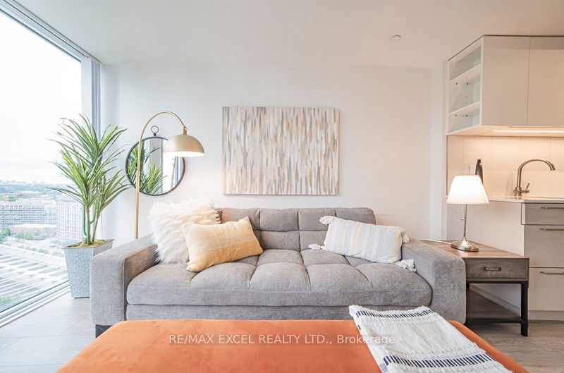  2112 - 19 Western Battery Rd  Toronto, M6K 0E3 | Image 5