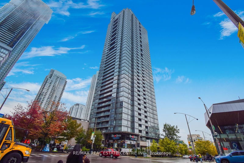 home for lease on 1510-15 Fort York Boulevard
