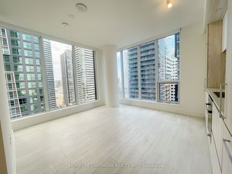 home for lease on 2214-35 Mercer Street