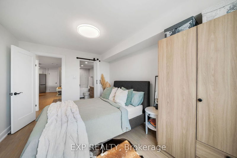  1905 - 77 Maitland Pl  Toronto, M4Y 2V6 | Image 16