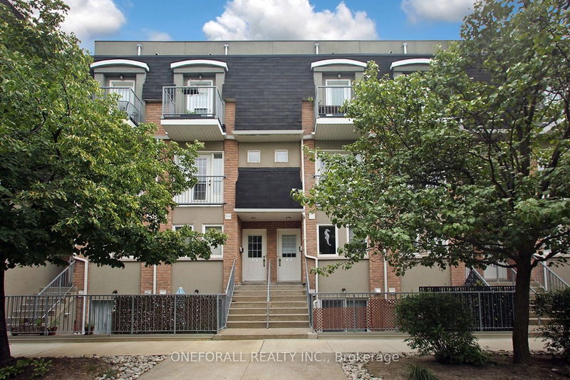 home for sale on 231-10 Merchant Lane
