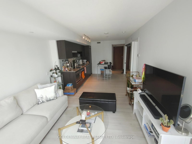 1707 - 80 Queens Wharf Rd, Toronto, M5V 0J3 | Image 2