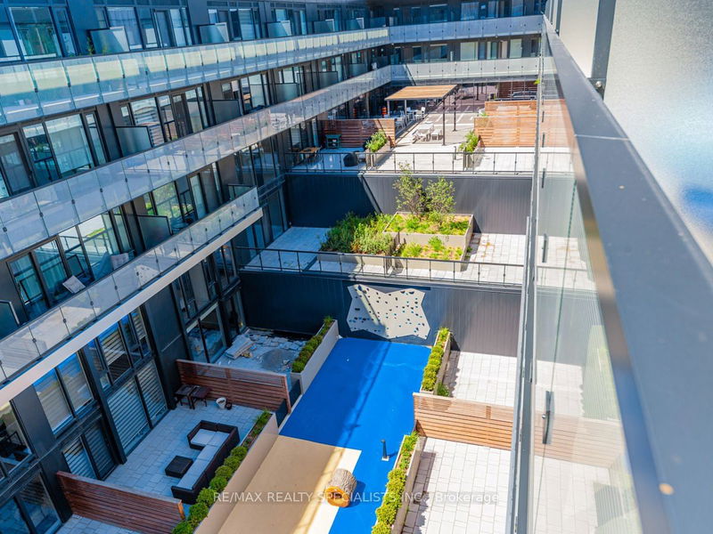  S519 - 180 Mill St  Toronto, M5A 0V7 | Image 27