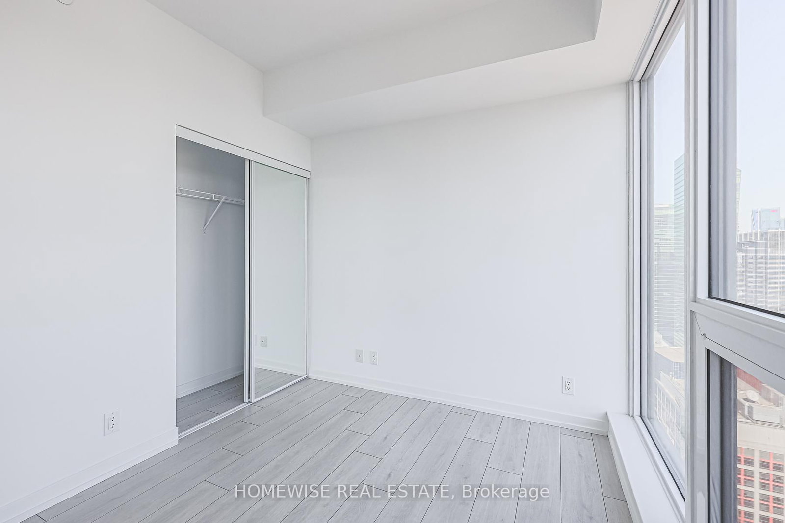 55 Mercer Street, Unit LPH02 - Photo 32