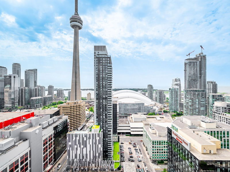 home for lease on 3001-15 Mercer Street