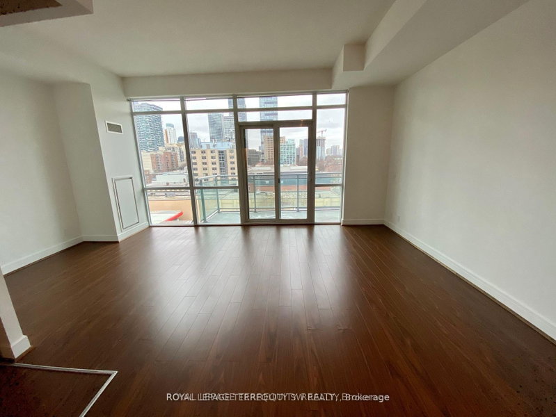 Room2